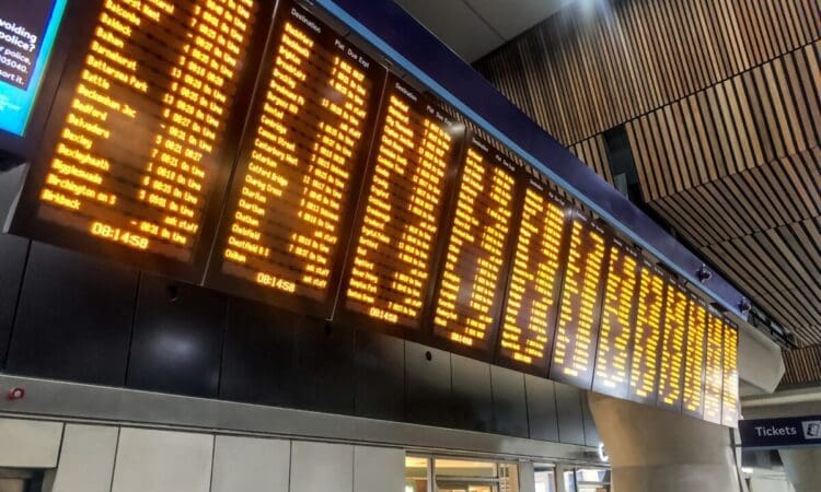 Network Rail urged to improve train punctuality after performance dip