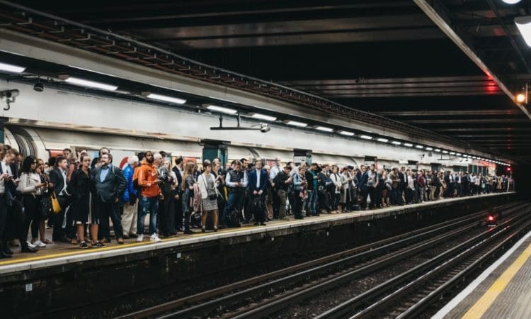 London to face ‘unprecedented travel demand’ as people pay respects to the Queen