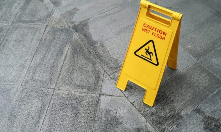 Railway cleaners announce first national strike