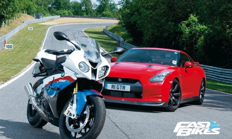 BMW S 1000 RR vs Nissan GT-R Wallpaper
