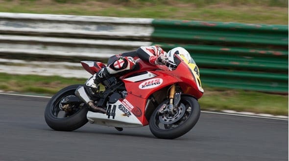 FOR SALE – Fagan’s JHS Racing SV650 Supertwin