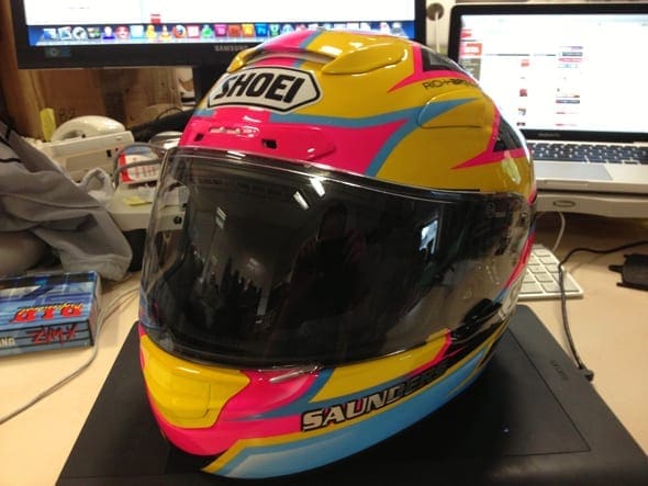 Beaky’s New Shoei