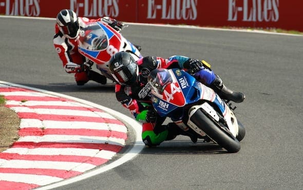 Ducati TriOptions Cup: Brands Hatch Rd1