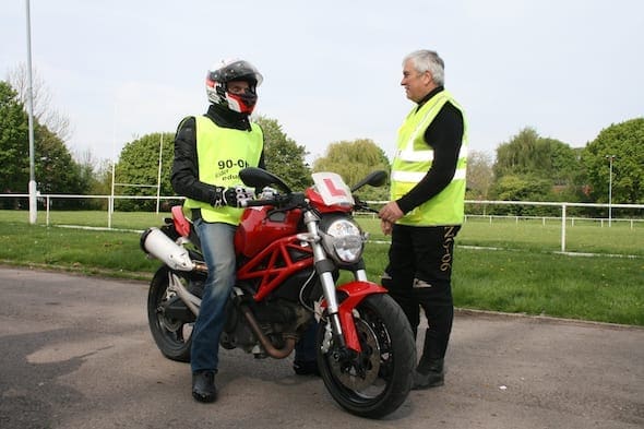Chaz Davies completes CBT