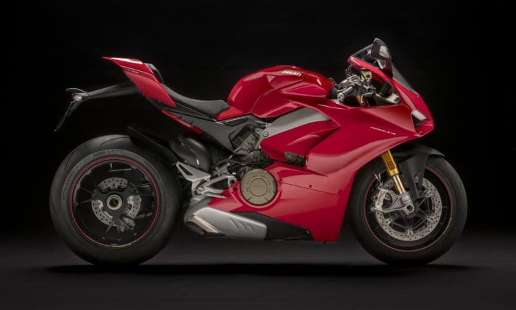 New 2018 214bhp Ducati Panigale V4!