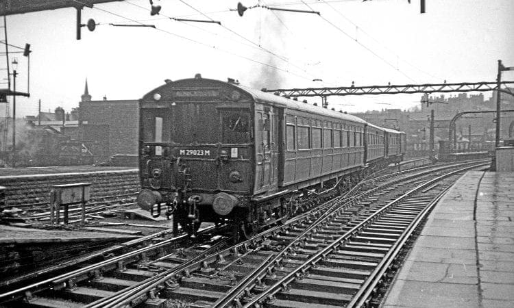 Throwback to LBSCR becoming wired for power
