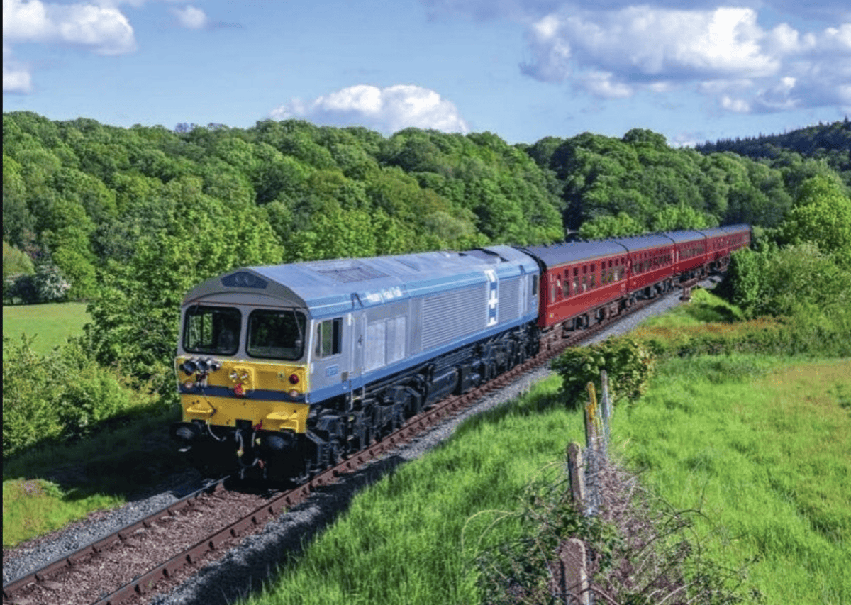 59001 Yeoman Endeavour returns to original-style livery ahead of  &hellip;