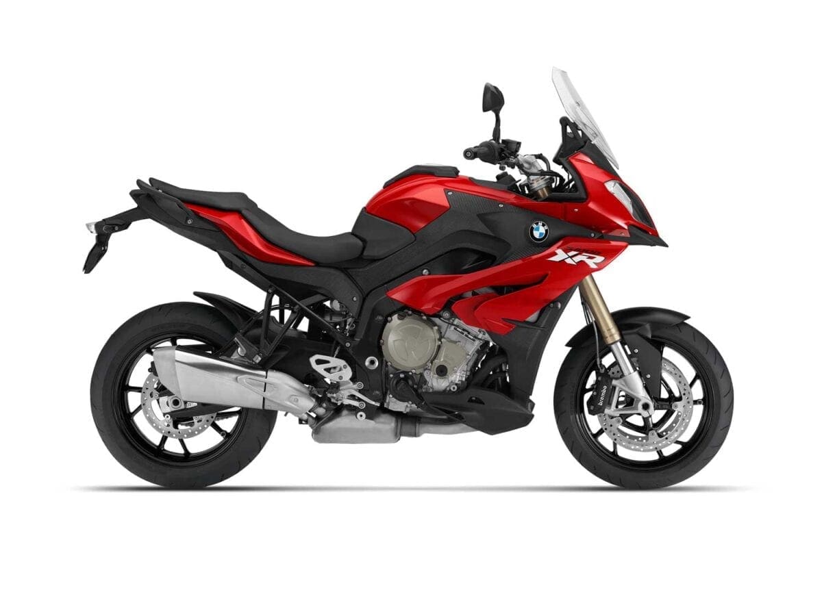 2015-BMW-S1000XR-025