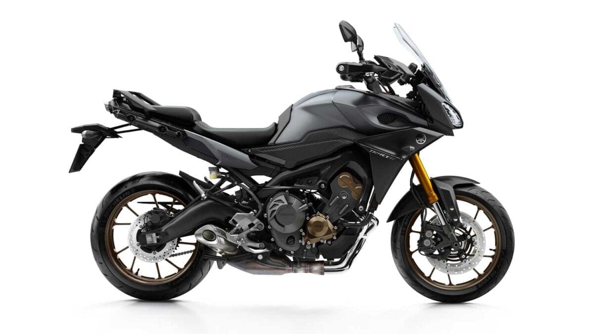 2015-Yamaha-MT-09-Tracer-023