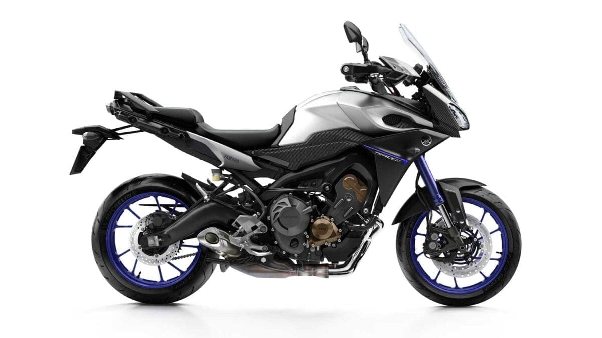 2015-Yamaha-MT-09-Tracer-024
