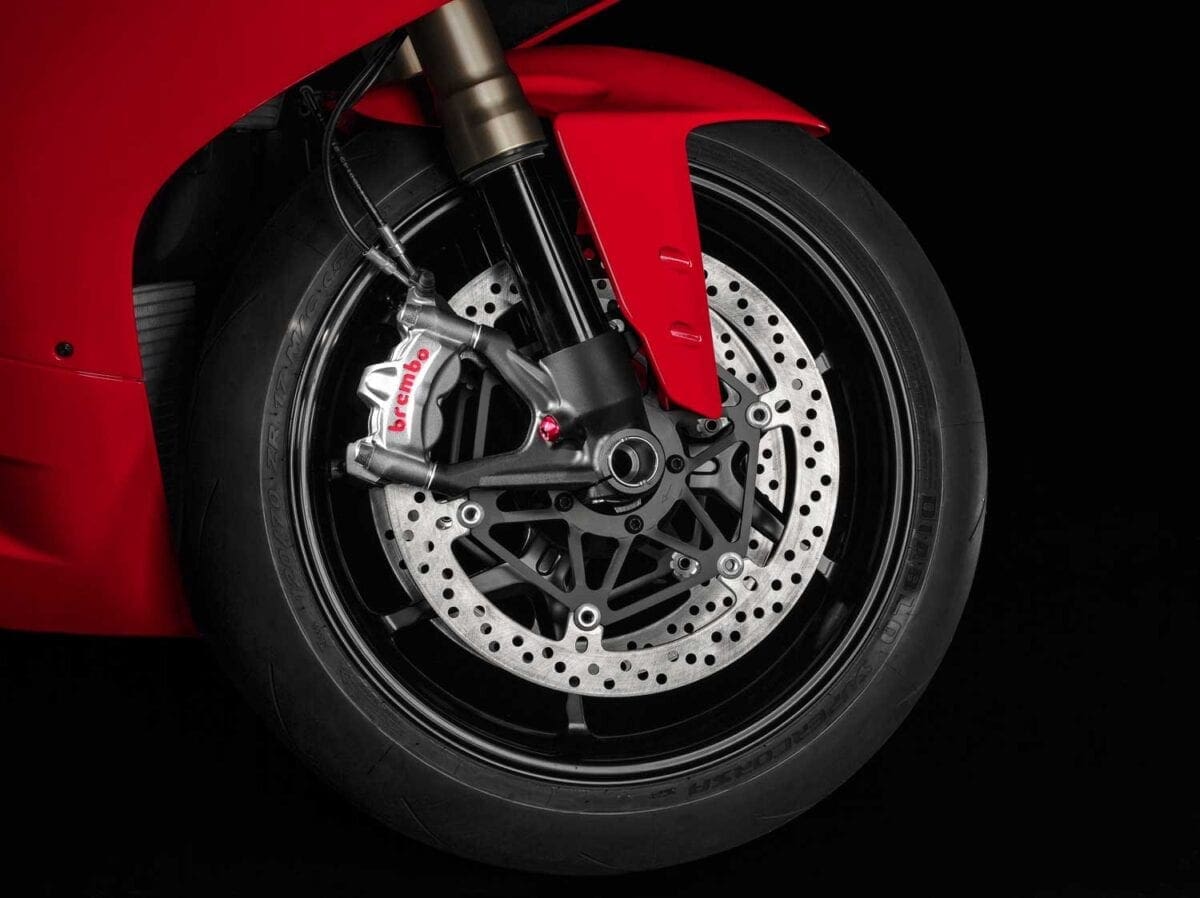 Ducati-Panigale-1299-015