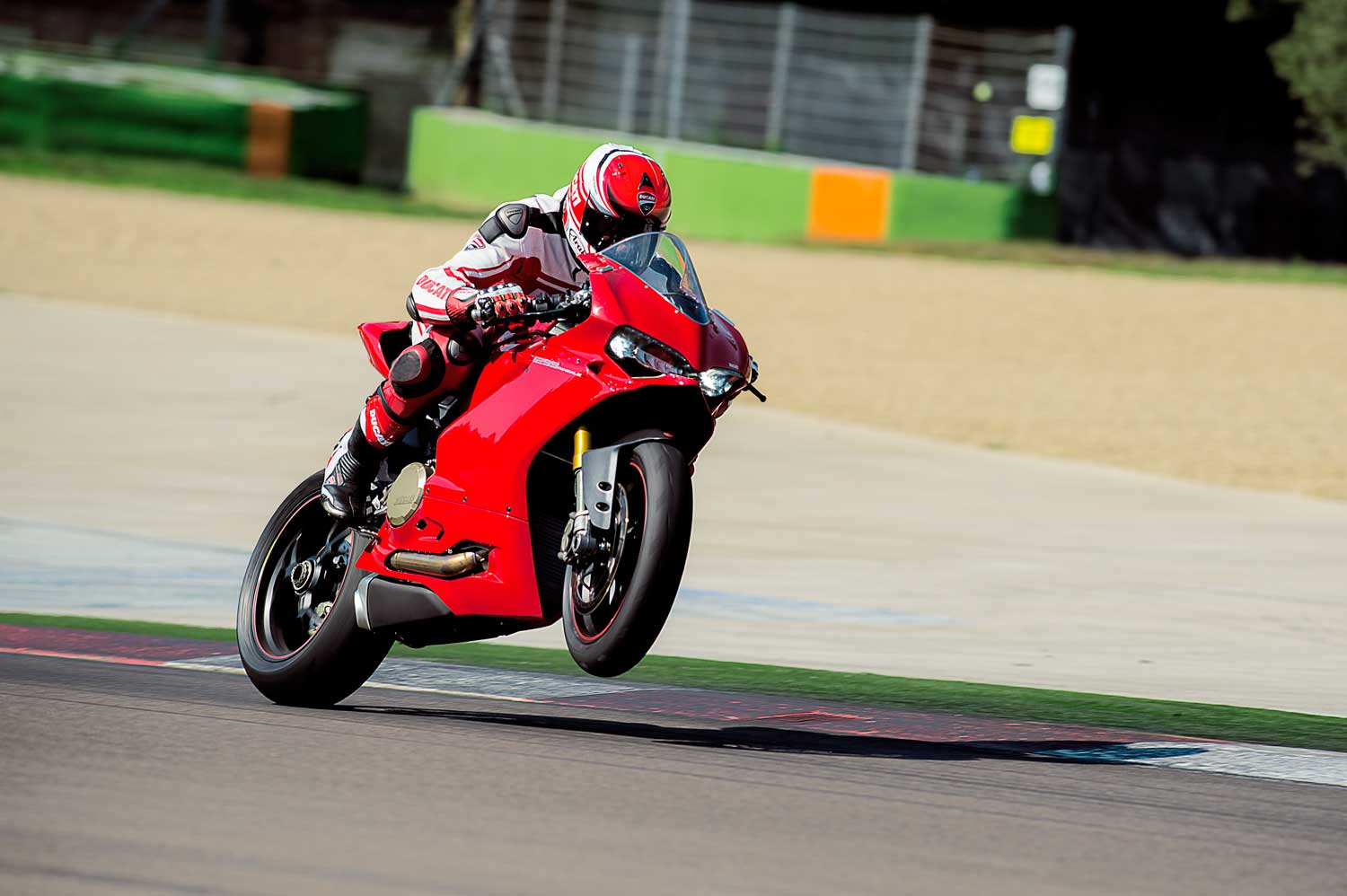 Ducati-Panigale-1299-016