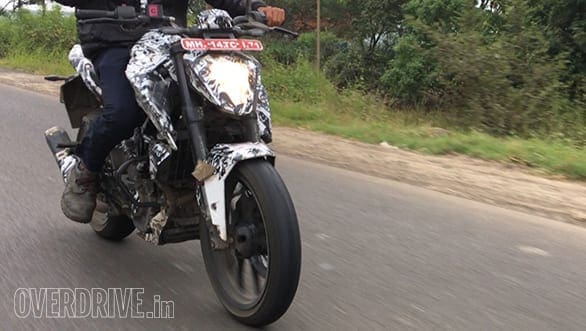 Spy shots: 2017 KTM Duke 200 testing in India