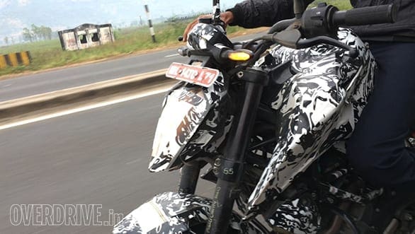 2017-ktm-duke-200-5