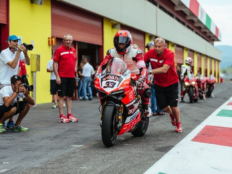 Ducati 1299 Superleggera Mugello WSBK Experience