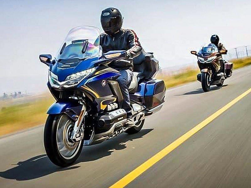 Here’s the 2018 Honda Gold Wing. Note the front end.