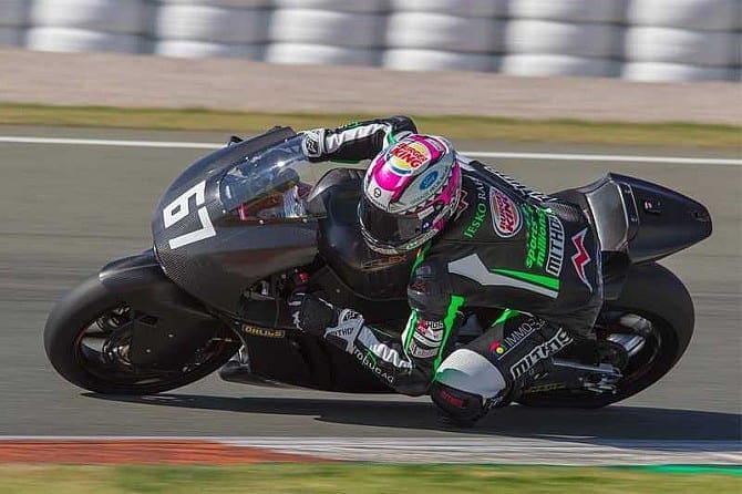 Moto2: The Kalex Triumph gets out in first pre-season test. 1.3s off lap record