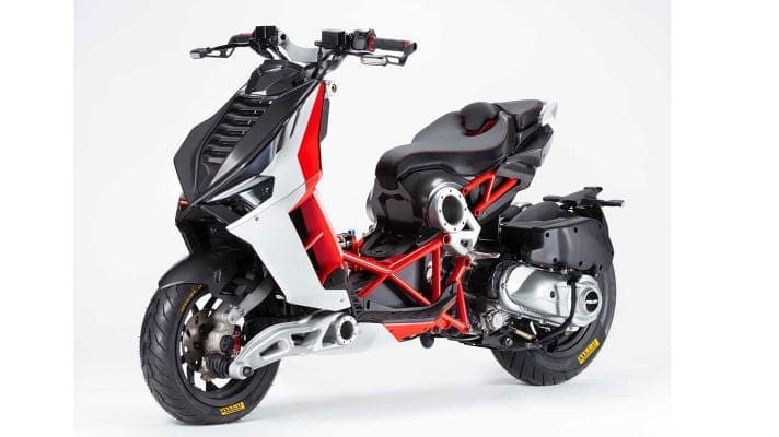 It’s BACK! The Italjet Dragster is BACK! Oh, happy day! Get one, get one, get one.