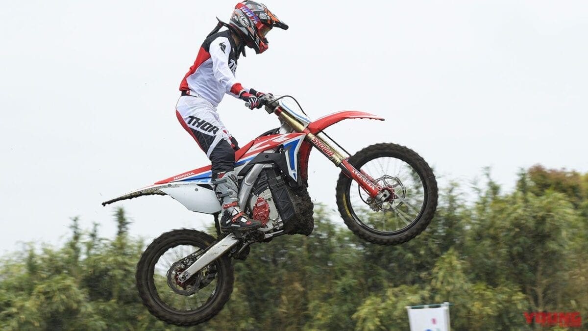 VIDEO: Honda’s electric CR in action. And it looks ready to race.