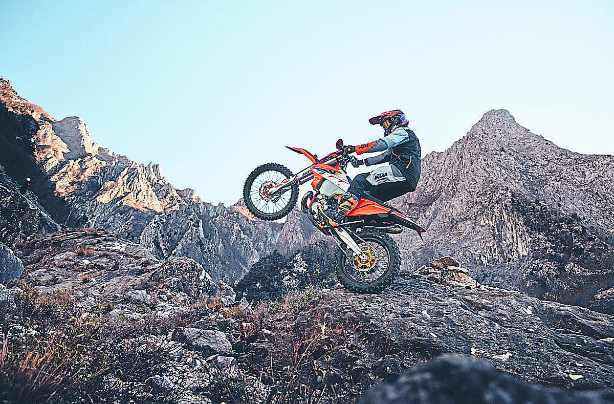 KTM REVEALS ITS 2023 ENDURO LINE-UP