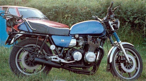 yamaha04102902 Never, ever, park one of these facing downhill. This photo was taken in 1987, and the bike is still there now.