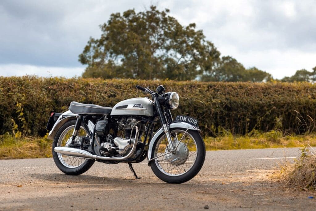 028-norton-650ss-1-1024x683.