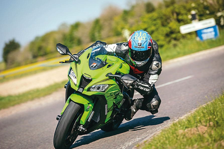 Ultimate Sports Bike | Fifth Place: Kawasaki ZX-10RR | Fast Bikes