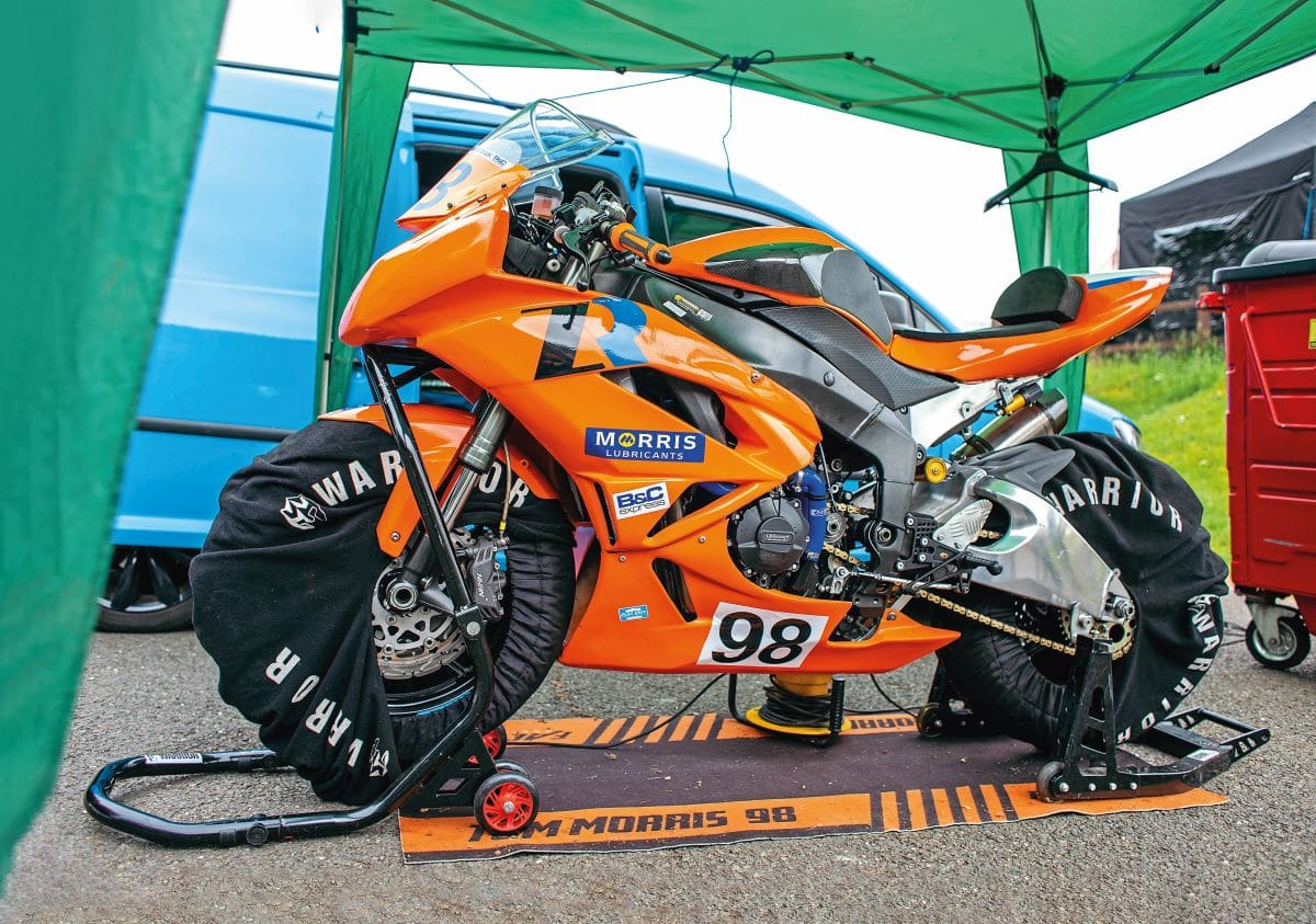Tom Morris's Kawasaki ZX-6R | Fast Bikes Magazine