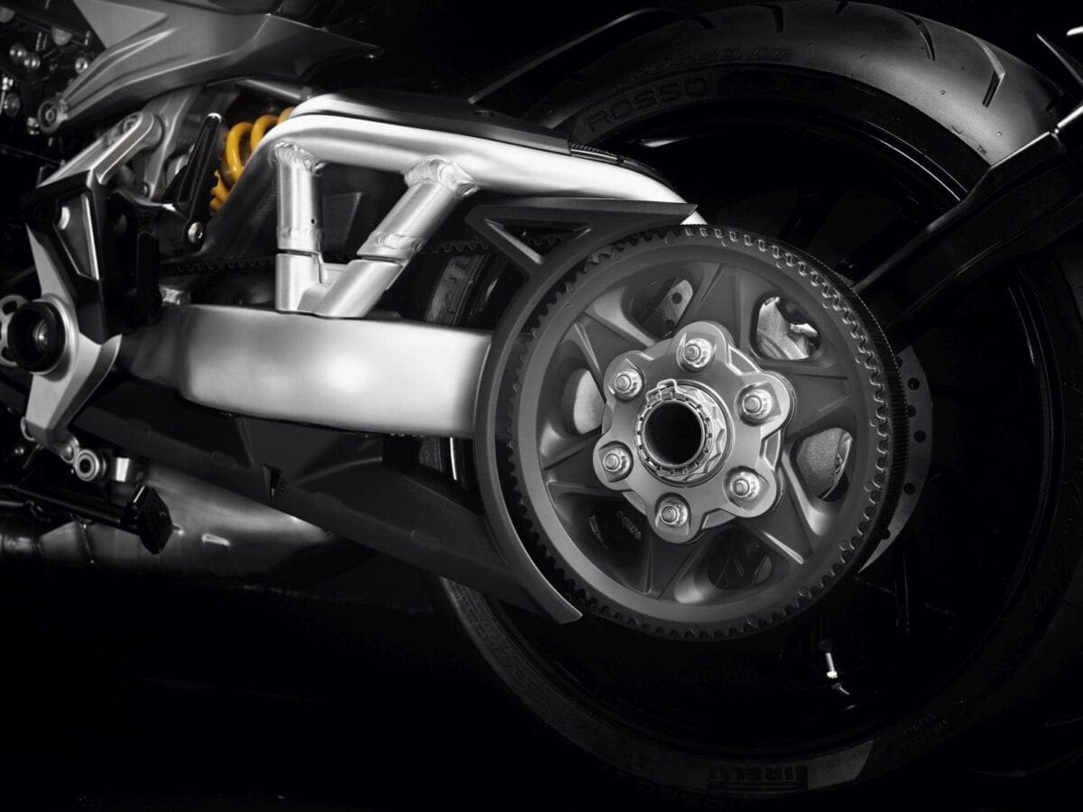 16 XDIAVEL S