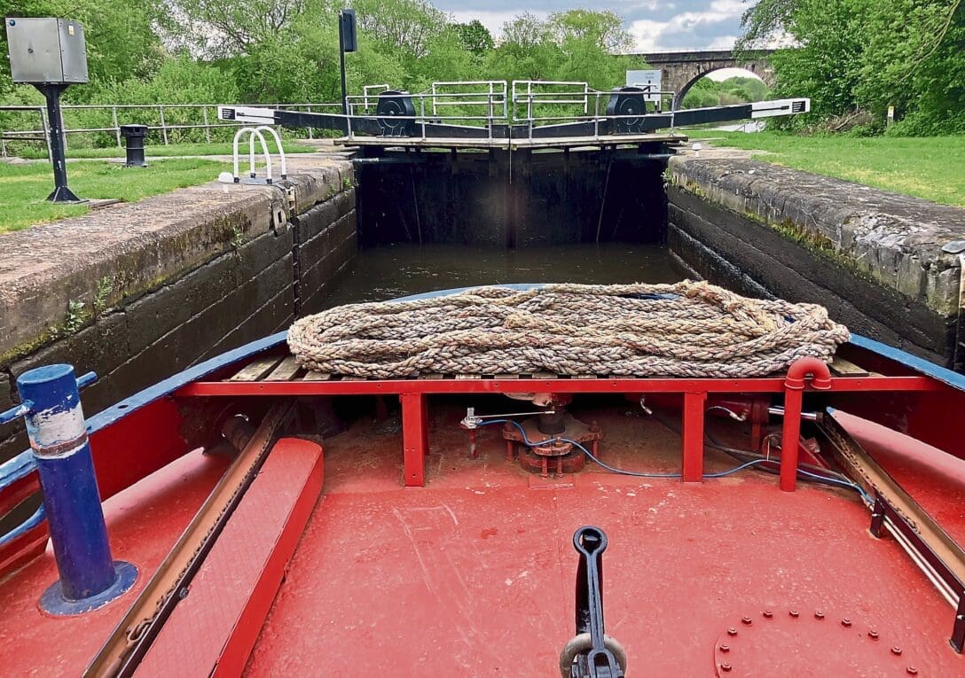 George Dydson is easily accommodated in the locks of the Calder Navigation.
